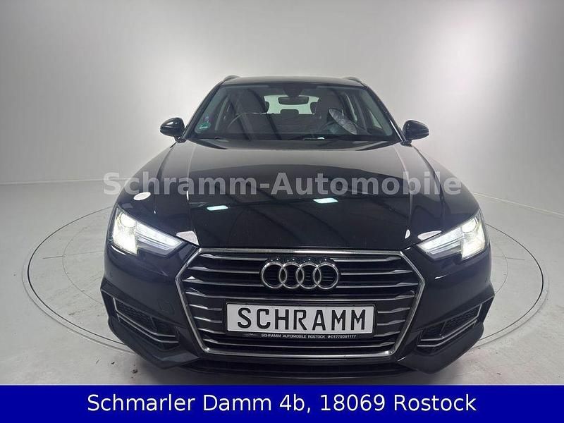Gebraucht Audi A4 Design 190 PS (139 kW) 2020 Schwarz Kombi