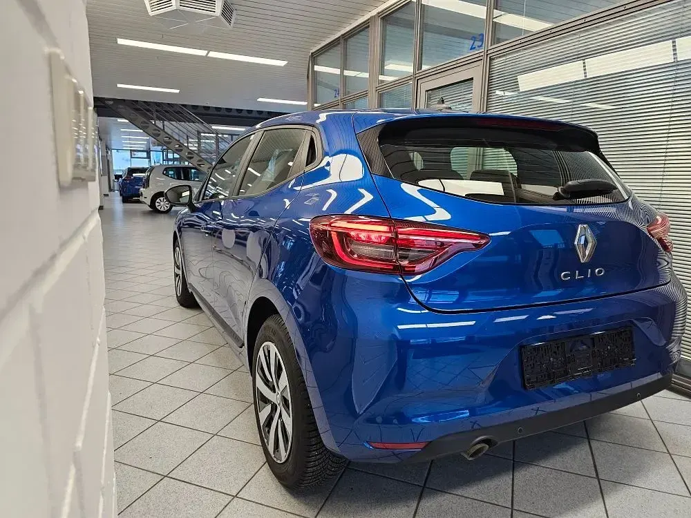 Gebraucht Renault Clio Intens 91 PS (66 kW) 2023 Blaumet. (metallic) Kleinwagen