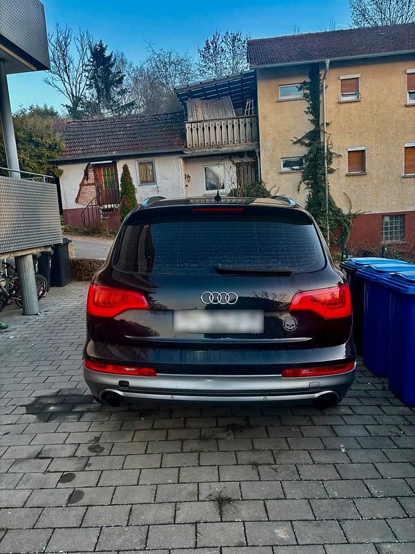 Second-hand Audi Q7 240 CP (176 kW) 2009 Negru SUV