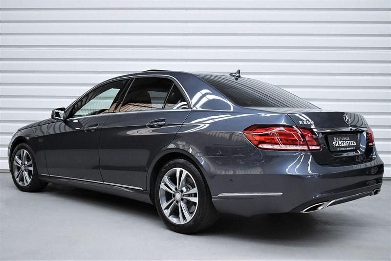 Gebraucht Mercedes E250 Avantgarde 204 PS (150 kW) 2017 Grau Limousine