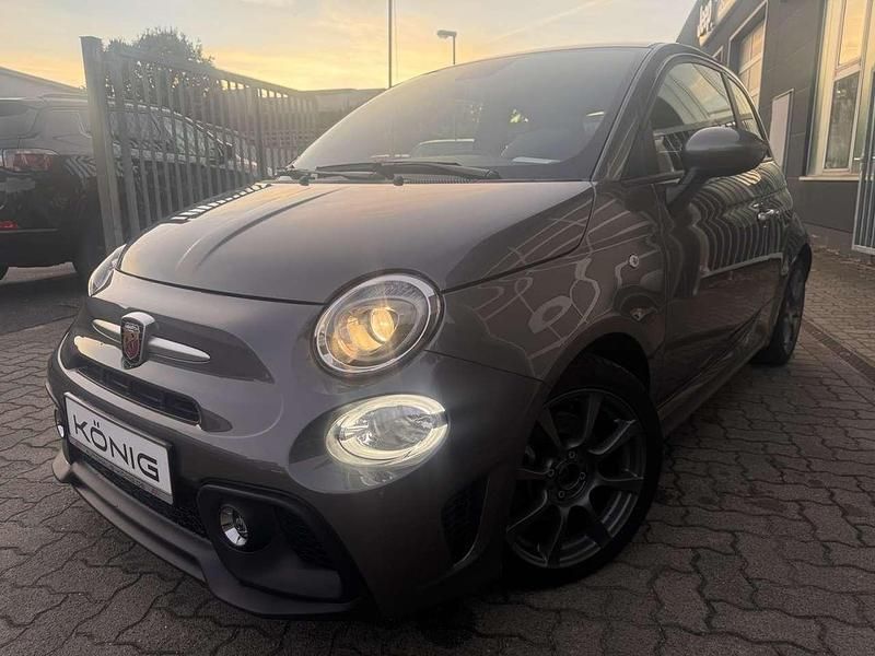 Grau Gebraucht 2023 Abarth 595 Kleinwagen | 21.995 € (Guter Preis) - Bild 1/4