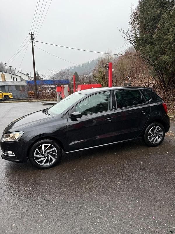 Gebraucht VW Polo Highline 90 PS (66 kW) 2017 Schwarz Kleinwagen