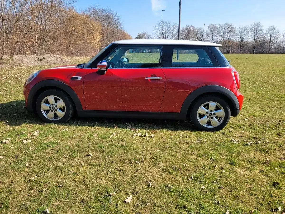 Gebraucht Mini Cooper D 116 PS (85 kW) 2015 Rot Kleinwagen