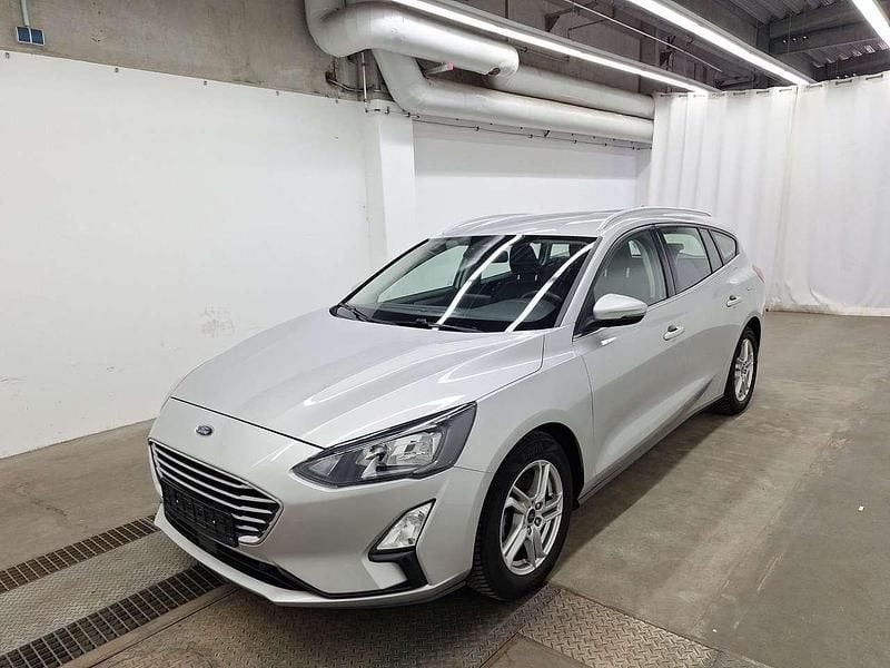 Gebraucht Ford Focus Cool & Connect 125 PS (91 kW) 2021 Polarsilber metallic Kombi