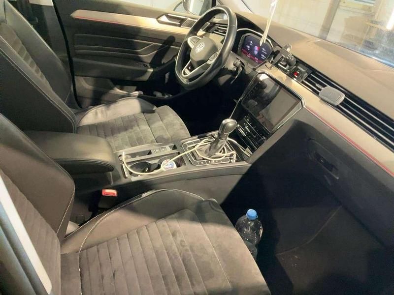 Gebraucht VW Passat Elegance 200 PS (147 kW) 2020 Grau Limousine