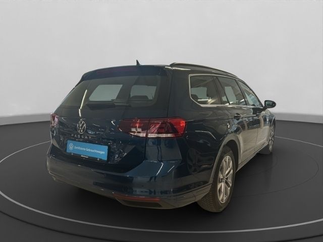 Gebraucht VW Passat Business 190 PS (139 kW) 2022 Andere farbe Kombi