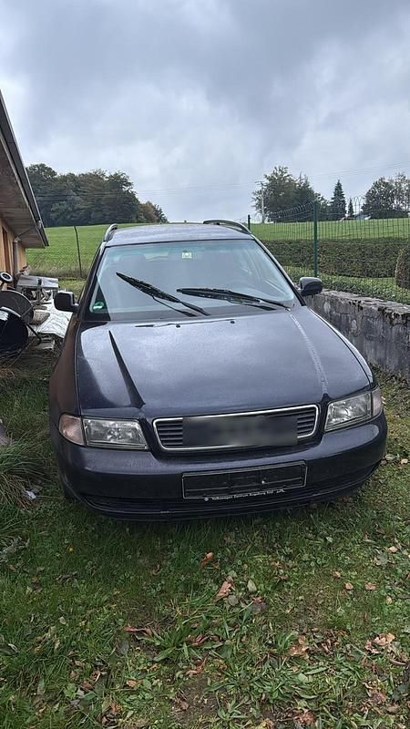Andere farben Gebraucht 1997 Audi A4 Kombi | 999 € (Superpreis) - Bild 1/4