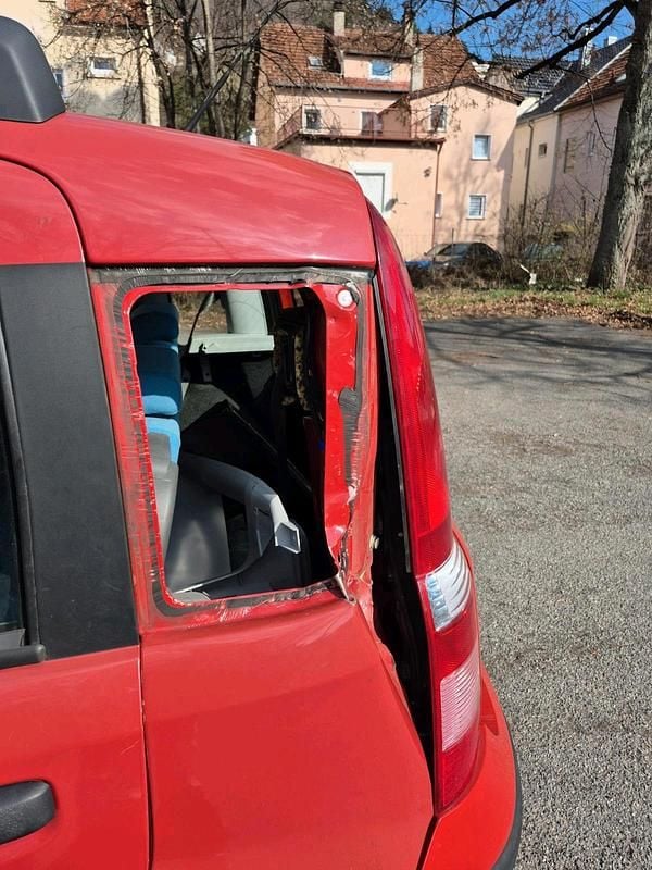 Gebraucht Fiat Panda 60 PS (44 kW) 2005 Rot Kleinwagen