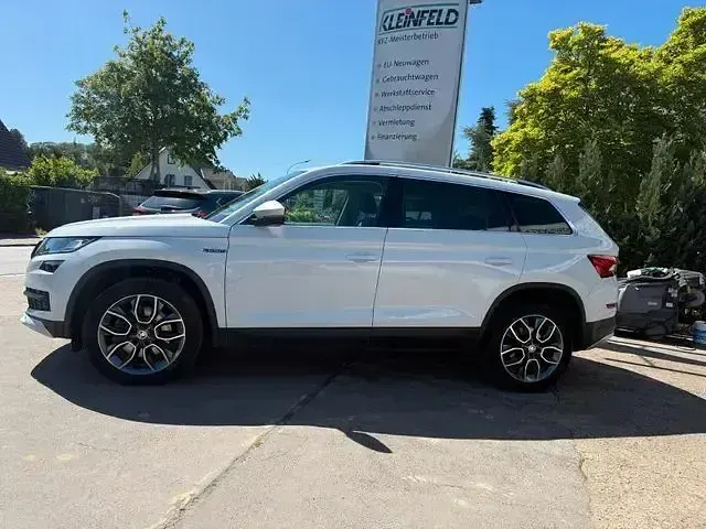 Gebraucht Skoda Kodiaq 190 PS (139 kW) 2019 Moonweissmetallic SUV