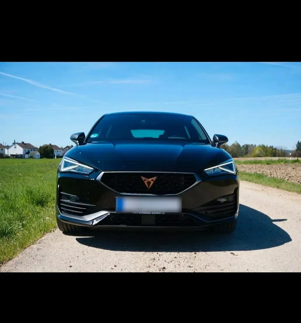 Gebraucht Cupra Leon VZ 300 PS (220 kW) 2022 Schwarz Limousine