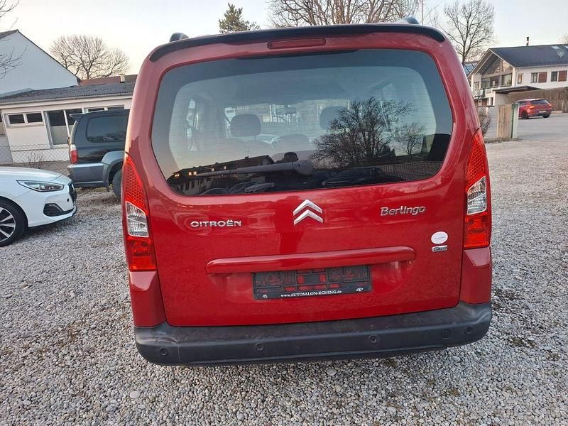 Gebraucht Citroën Berlingo 92 PS (67 kW) 2012 Rot Van / Kleinbus