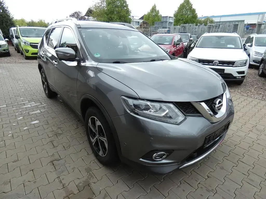 Gebraucht Nissan X-Trail Tekna 177 PS (130 kW) 2018 Grau SUV