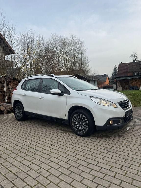 Gebraucht Peugeot 2008 120 PS (88 kW) 2014 Weiß SUV