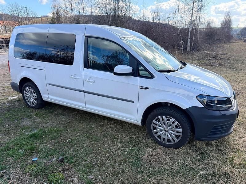 Gebraucht VW Caddy Maxi 125 PS (91 kW) 2018 Weiß Van / Kleinbus