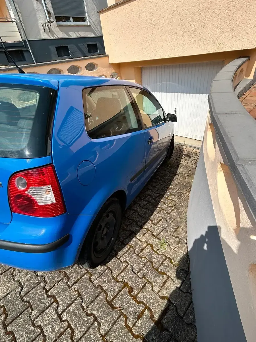 Gebraucht VW Polo 69 PS (50 kW) 2003 Blau Kleinwagen