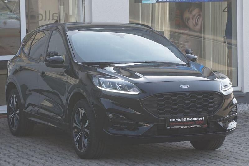 Gebraucht Ford Kuga ST-Line 224 PS (164 kW) 2023 Agate black metallic SUV