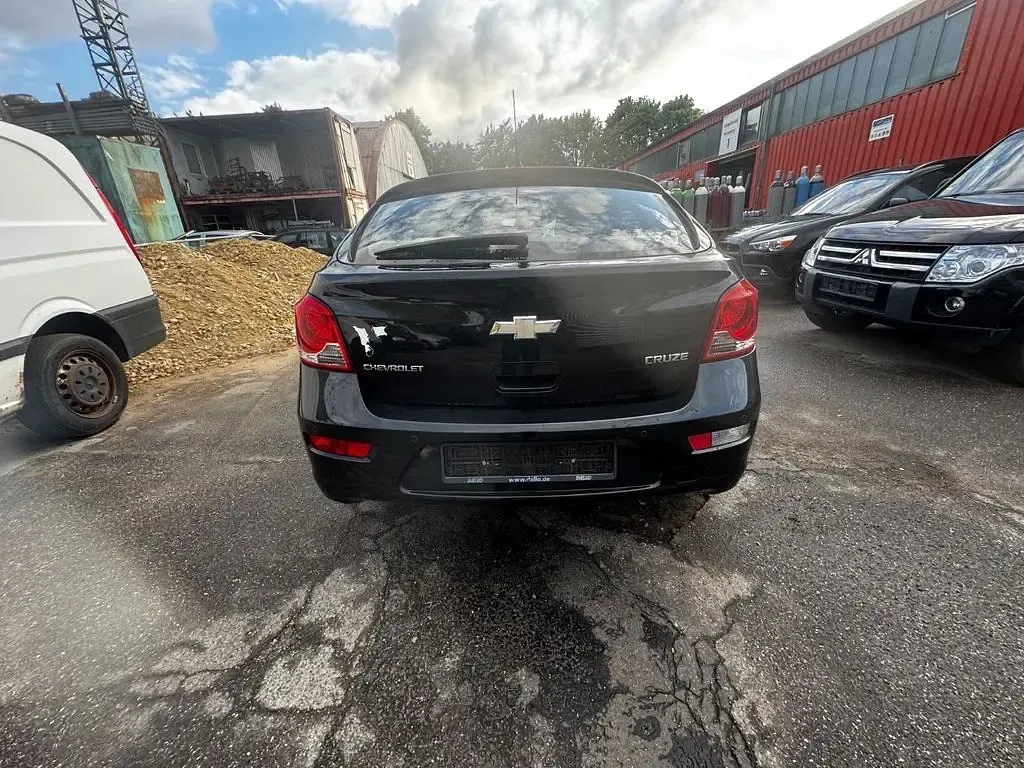 Gebraucht Chevrolet Cruze 163 PS (119 kW) 2012 Schwarz Limousine