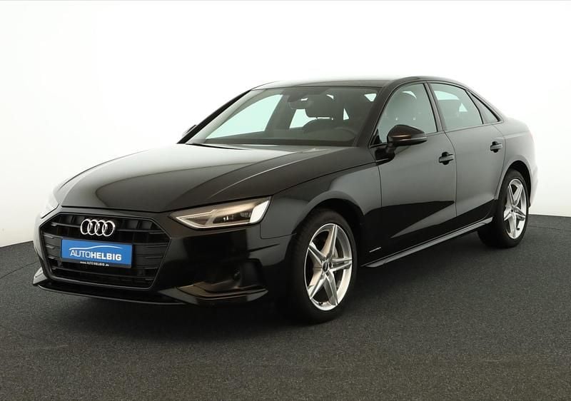 Gebraucht Audi A4 Advanced 204 PS (150 kW) 2022 Mythosschwarz metallic SUV