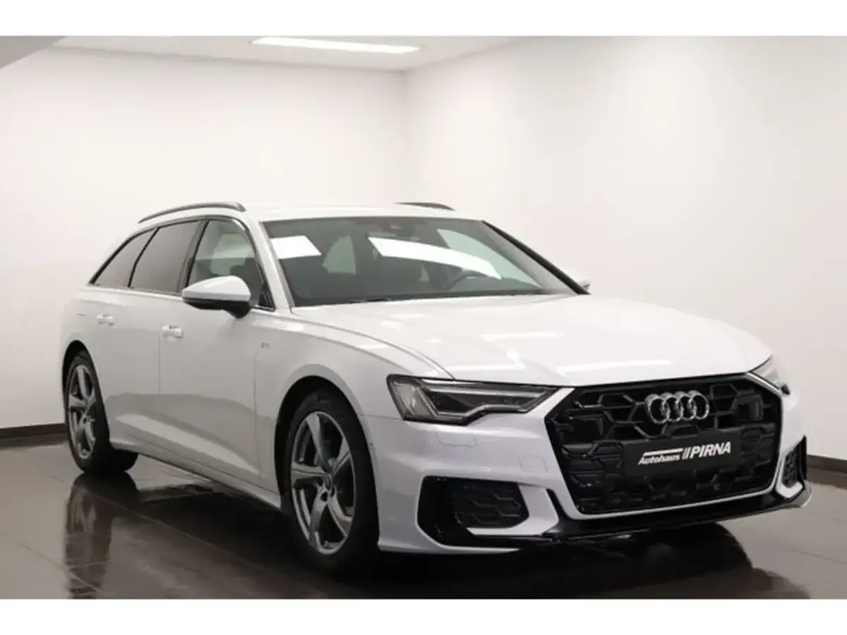 Gebraucht Audi A6 S-Line 204 PS (150 kW) 2023 Weiß Kombi