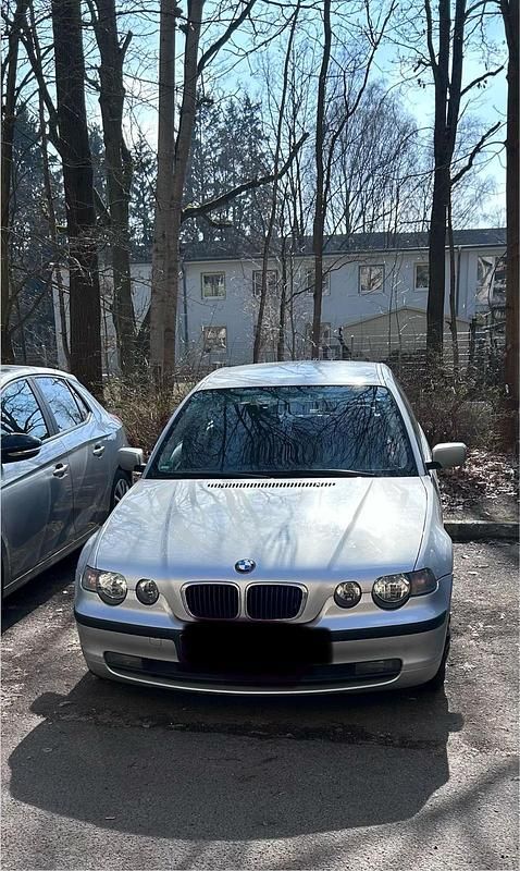 Gebraucht BMW 316 2002 Silber Coupé