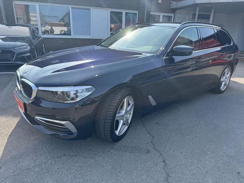 Gebraucht BMW 520 Luxury Line 190 PS (139 kW) 2018 Blau Limousine