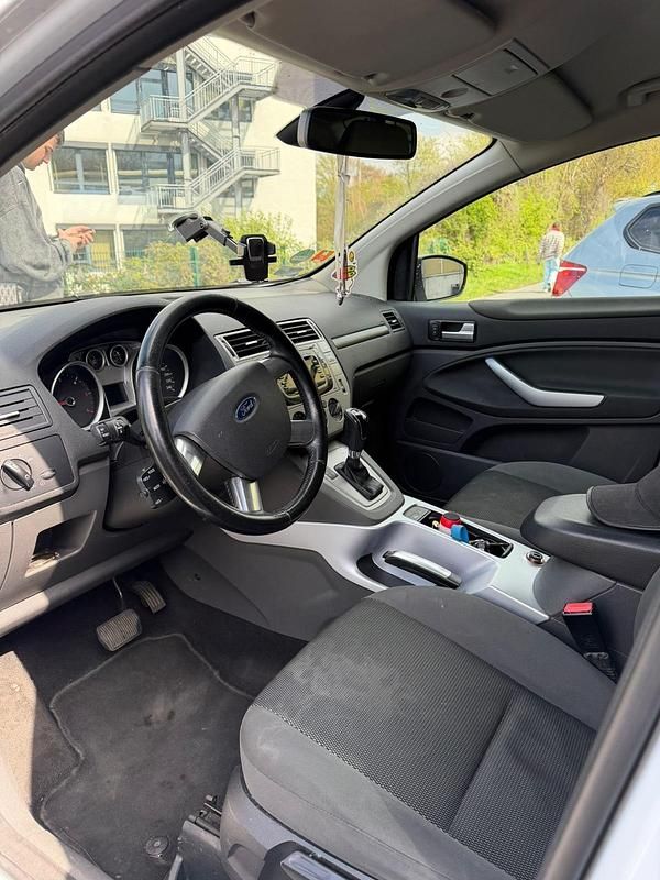 Gebraucht Ford Kuga 160 PS (117 kW) 2012 Weiß SUV