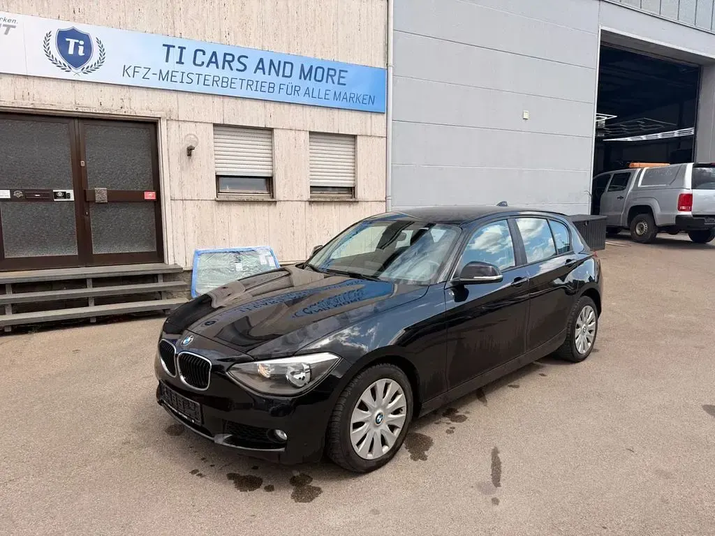 Gebraucht BMW 116 Advantage 136 PS (100 kW) 2015 Schwarz Kleinwagen