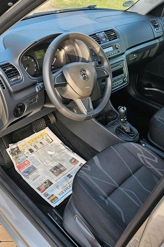 Gebraucht Skoda Fabia Elegance 105 PS (77 kW) 2014 Braun Kleinwagen