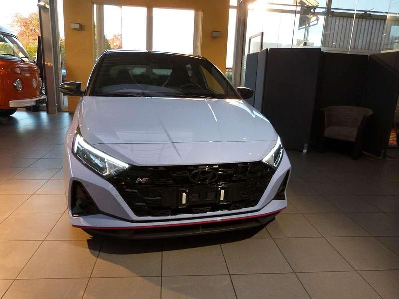 Blau Gebraucht 2021 Hyundai i20 N Performance Kleinwagen | 26.400 € (Teuer) - Bild 1/4