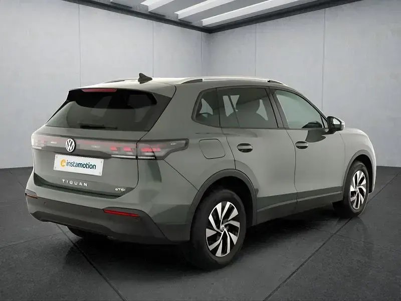 Nowe VW Tiguan 150 KM (110 kW) 2026 Zielony SUV