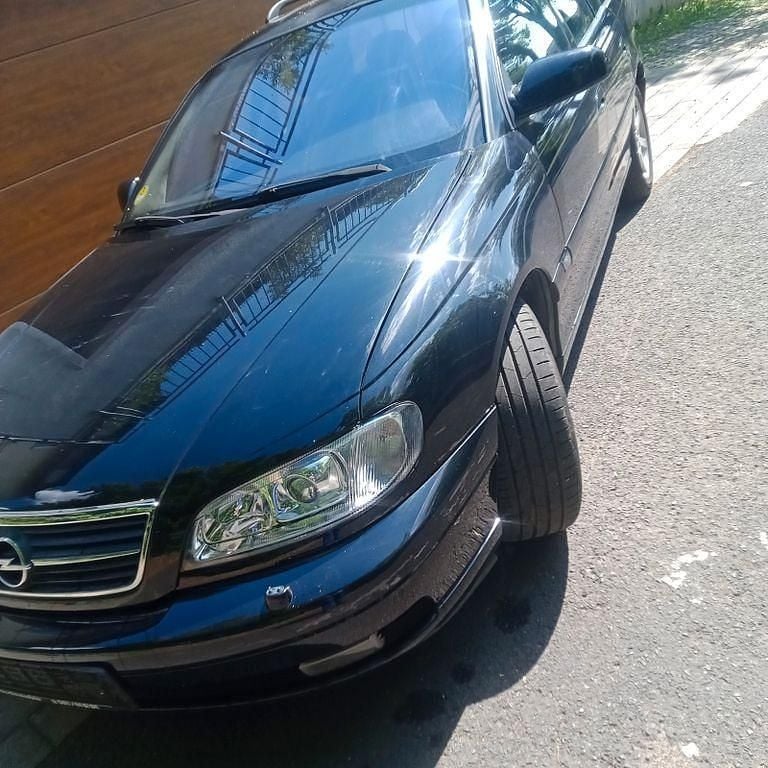 Gebraucht 2002 Opel Omega Club Limousine | 2.200 € (Fairer Preis) - Bild 1/4