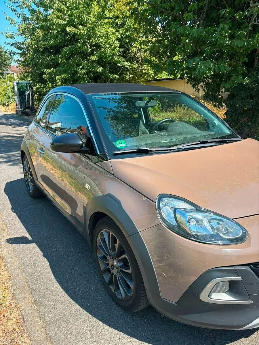 Gebraucht Opel Adam Rocks Rocks 90 PS (66 kW) 2015 Beige Kleinwagen