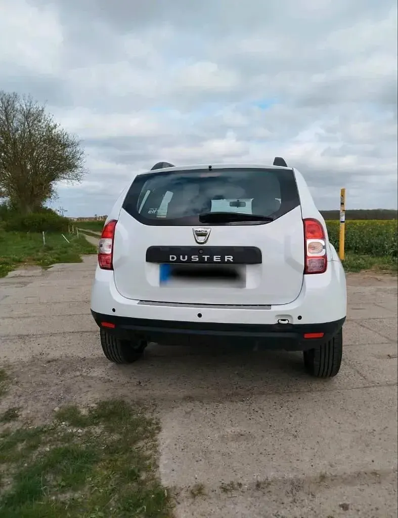 Gebraucht Dacia Duster 114 PS (83 kW) 2018 Weiß SUV