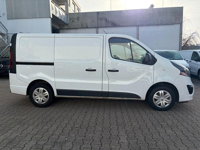 Gebraucht Opel Vivaro 125 PS (91 kW) 2019 Weiß Van / Kleinbus