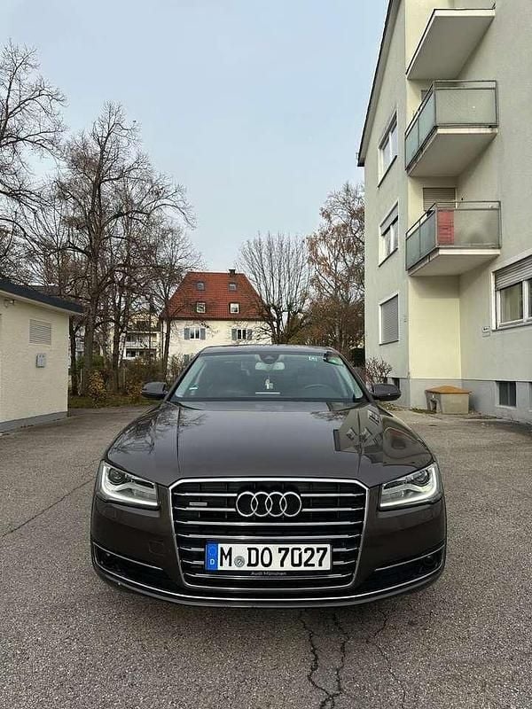 Gebraucht Audi A8 Advanced Plus 258 PS (189 kW) 2014 Braun Limousine