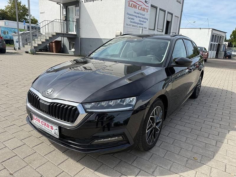 Cerna magic/black magic Gebraucht 2022 Skoda Octavia Clever Kombi | 22.990 € (Fairer Preis) - Bild 1/4