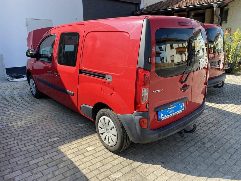 Gebraucht Mercedes Citan 111 110 PS (80 kW) 2013 Rot Kombi