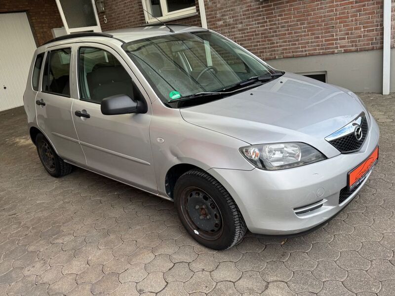 Gebraucht Mazda 2 Exclusive 80 PS (58 kW) 2004 Silber Kleinwagen