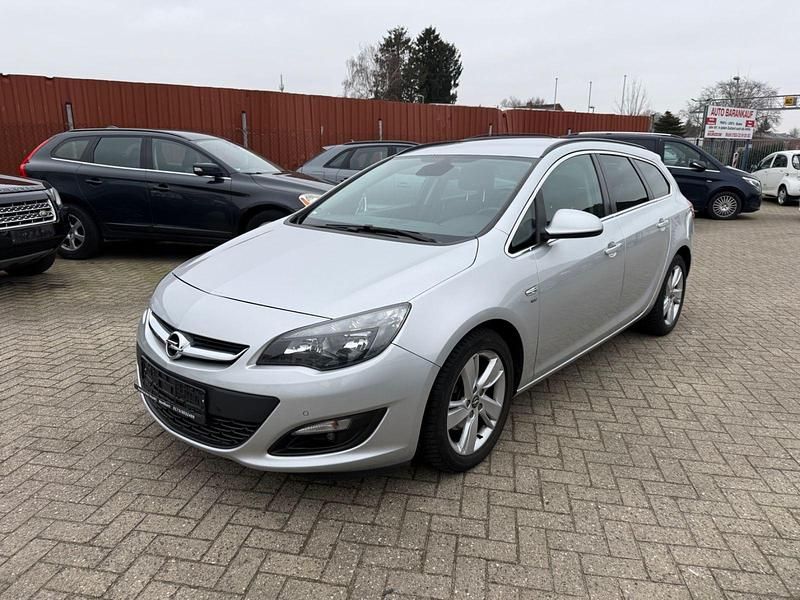 Gebraucht Opel Astra Energy 110 PS (80 kW) 2014 Silber Kombi