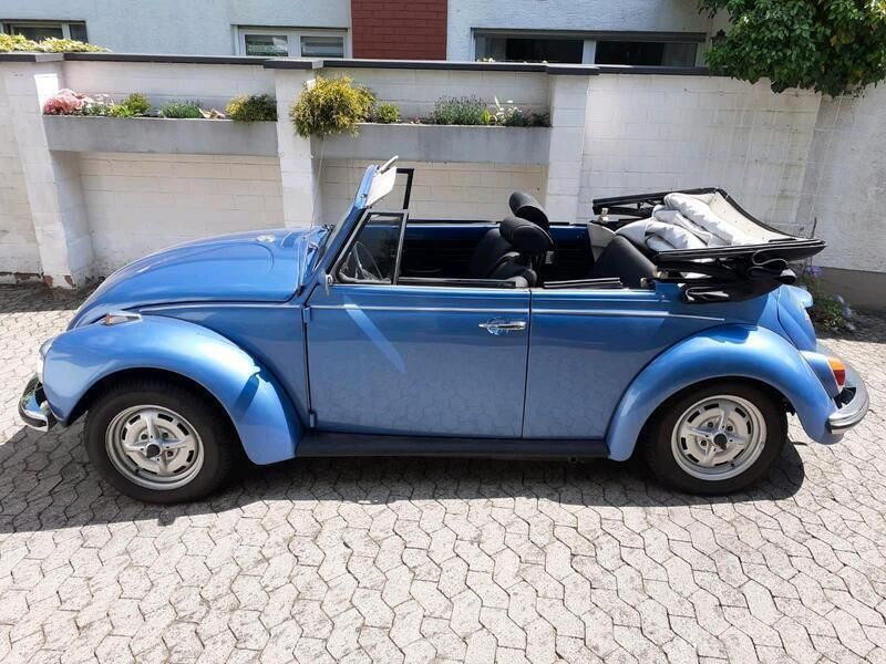 Blau Gebraucht 1972 VW Käfer Cabrio | 36.000 € - Bild 1/4
