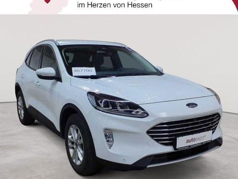 Gebraucht Ford Kuga Titanium 120 PS (88 kW) 2023 Frozen white SUV