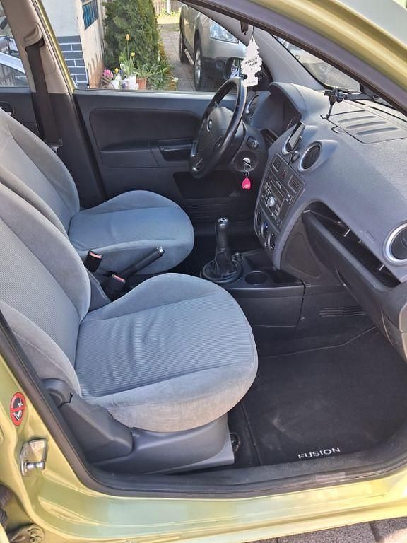 Gebraucht Ford Fusion Ambiente 80 PS (58 kW) 2008 Grün Kleinwagen