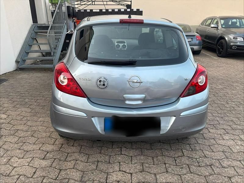 Gebraucht Opel Corsa 80 PS (58 kW) 2008 Silber Kleinwagen