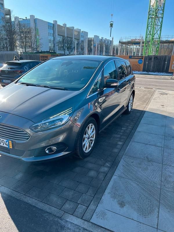Gebraucht Ford S-MAX S 150 PS (110 kW) 2015 Grau Van / Kleinbus