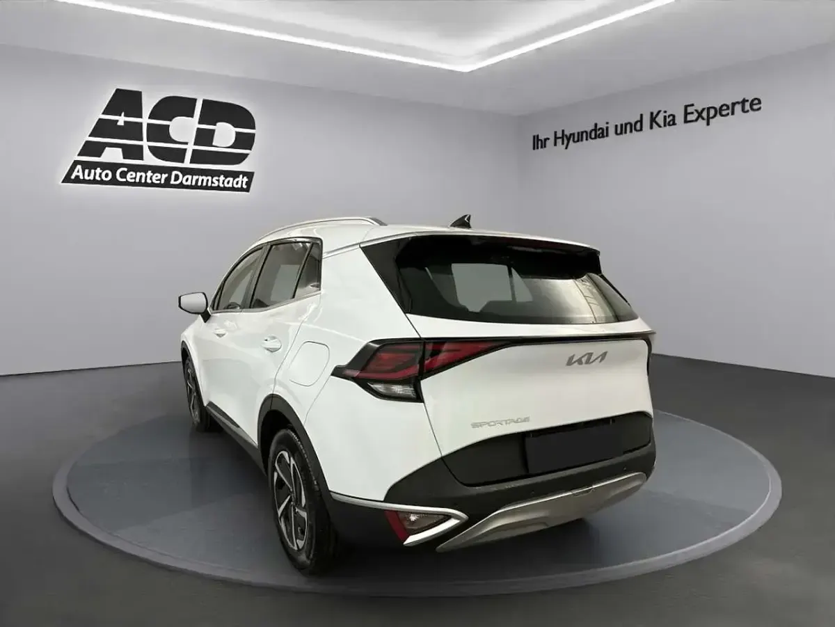 Gebraucht Kia Sportage Vision 150 PS (110 kW) 2023 Cararraweiß SUV