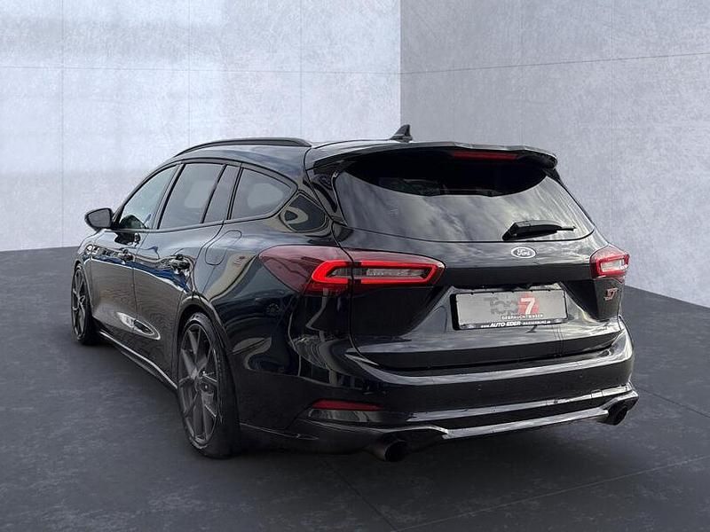 Gebraucht Ford Focus ST 280 PS (205 kW) 2023 Obsidianschwarz (metallic) Kombi