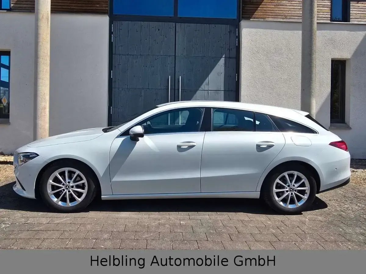 Gebraucht Mercedes CLA200 163 PS (119 kW) 2020 Weiß Kombi