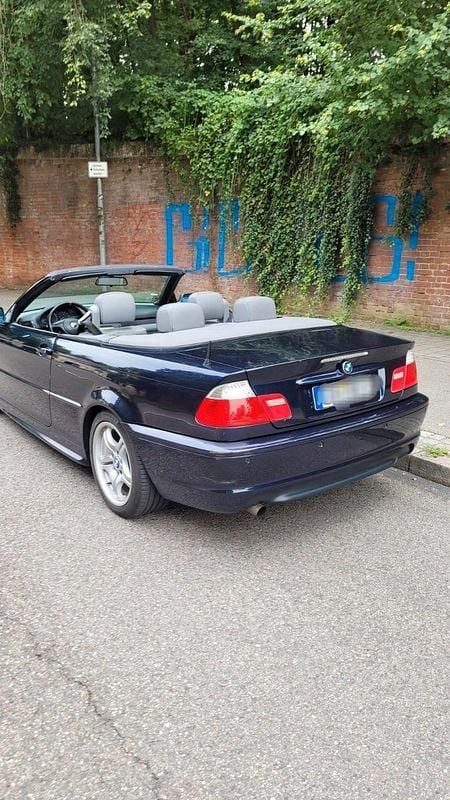 Blau Gebraucht 2003 BMW 318 Cabriolet M Sport Cabrio | 3.850 € (Guter Preis) - Bild 1/4