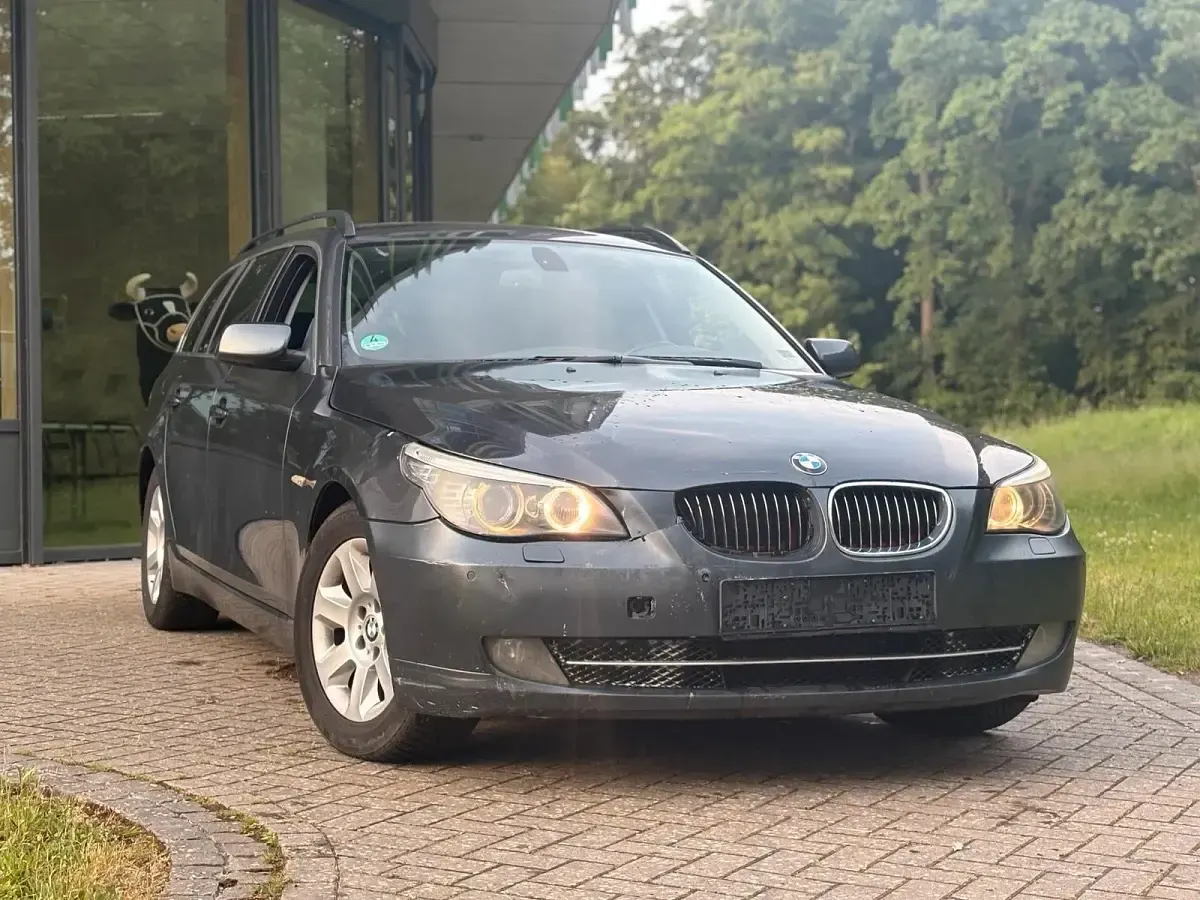 Gebraucht BMW 525 200 PS (147 kW) 2009 Kombi