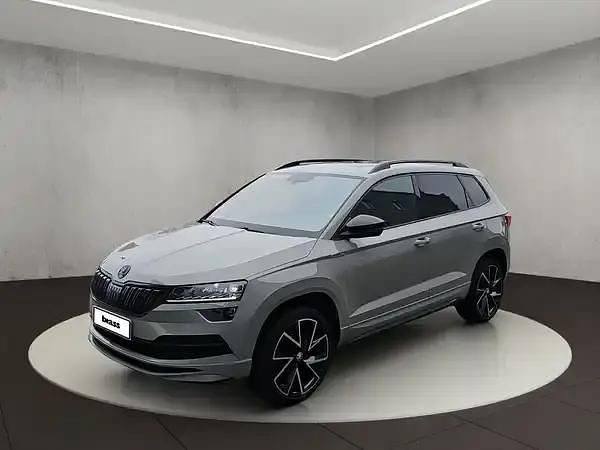 Gebraucht Skoda Karoq SportLine 150 PS (110 kW) 2021 Stahlgrau SUV